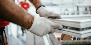 Oferta dla producentów okien – producent kotew STILKO Profile okienne przygotowane do montażu, nawiązujące do współpracy z producentami okien i oferty STILKO jako producenta kotew do okien.