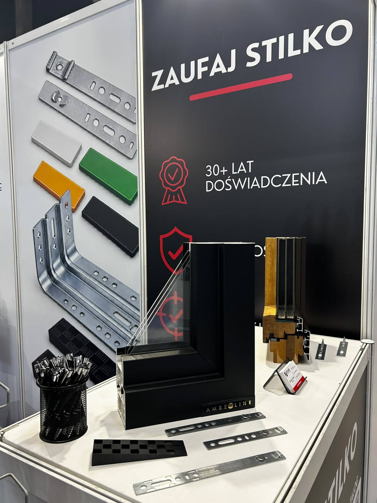 Ekspozycja kotew montażowych i klinów STILKO na targach w Kielcach